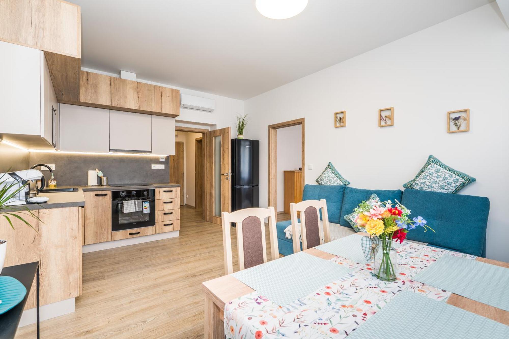 Perla Hradce 302 Hradec Kralove Exterior foto