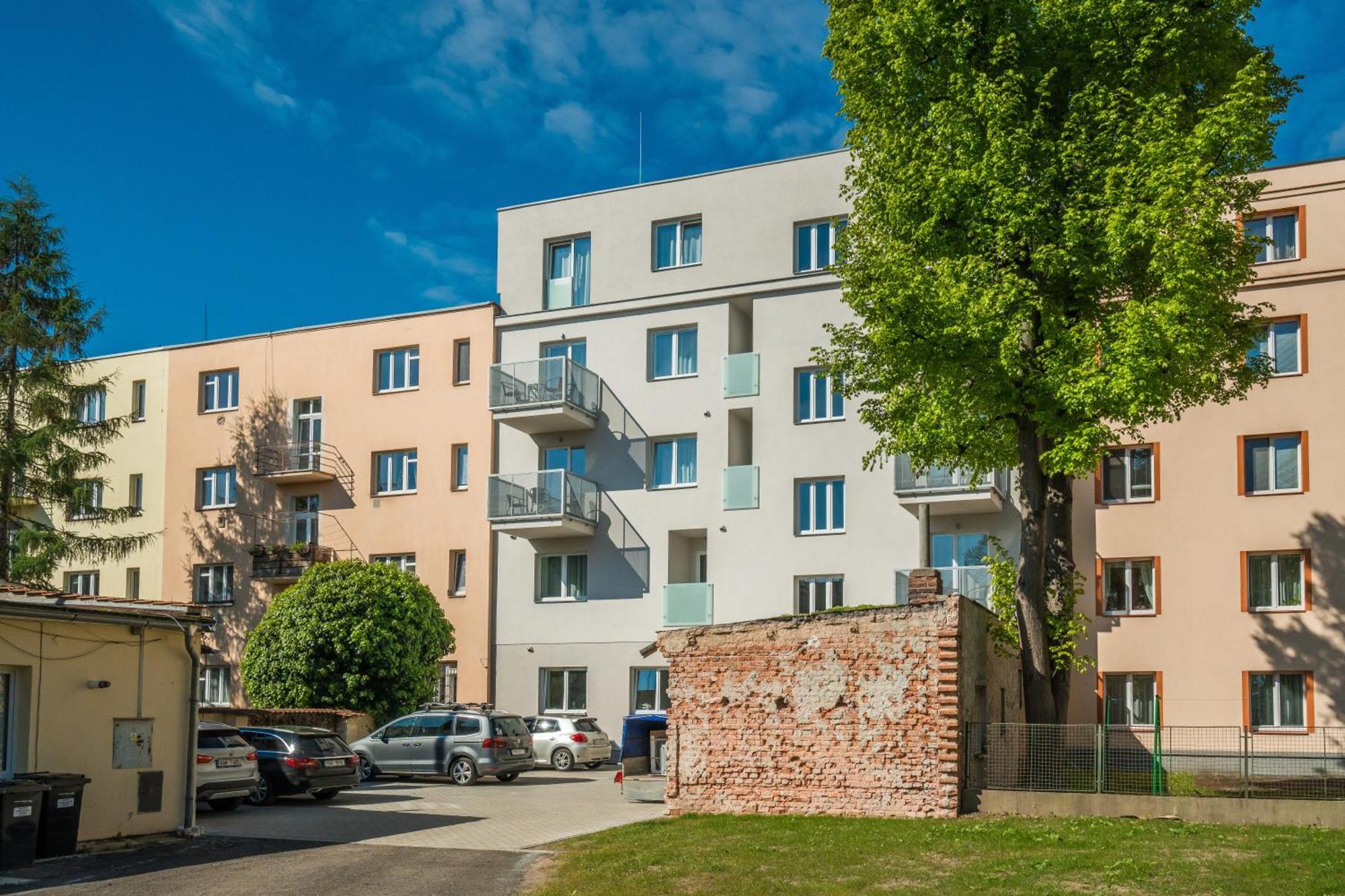 Perla Hradce 302 Hradec Kralove Exterior foto